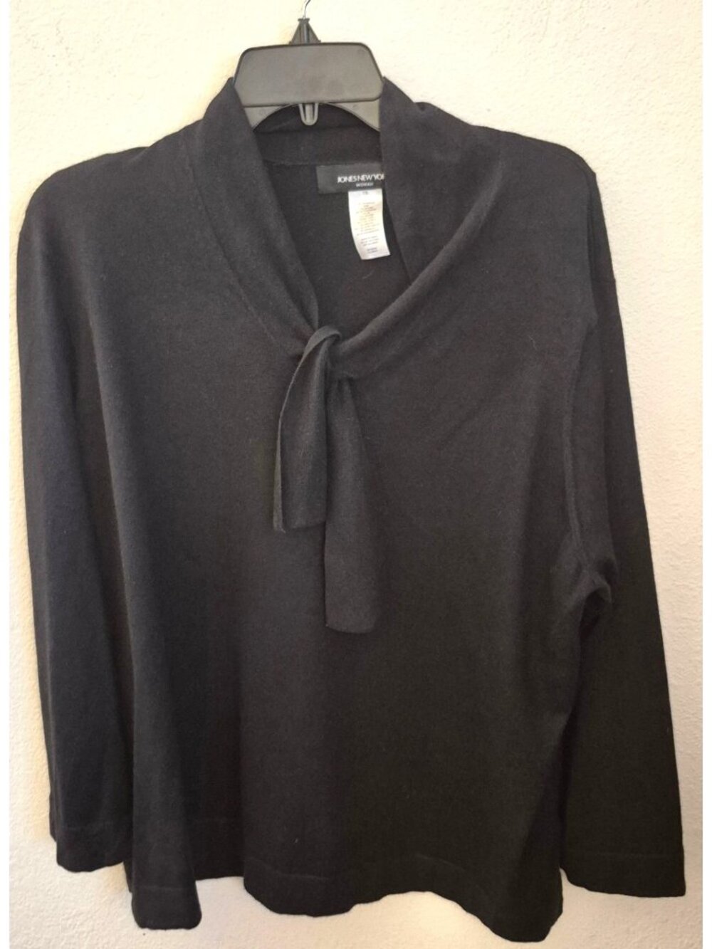 Vintage Jones New York Black Silk/Angora Blend Ladylike Sweater with Tie 2X GUC